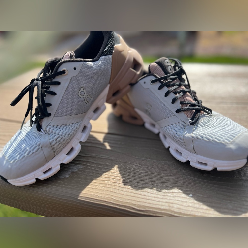 cute onclouds! have been worn, still in great shape, With some signs of wear